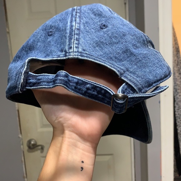 hat - Picture 2 of 2